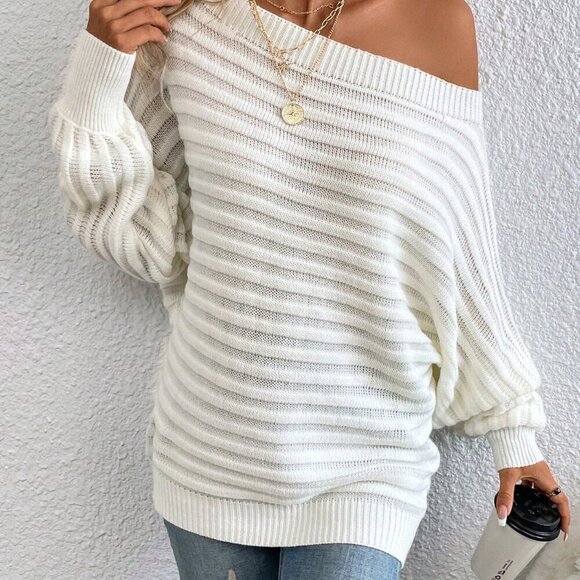 White Casual Women's Asymmetrical Neck Batwing Sleeve Sweater - Picture 5 of 5